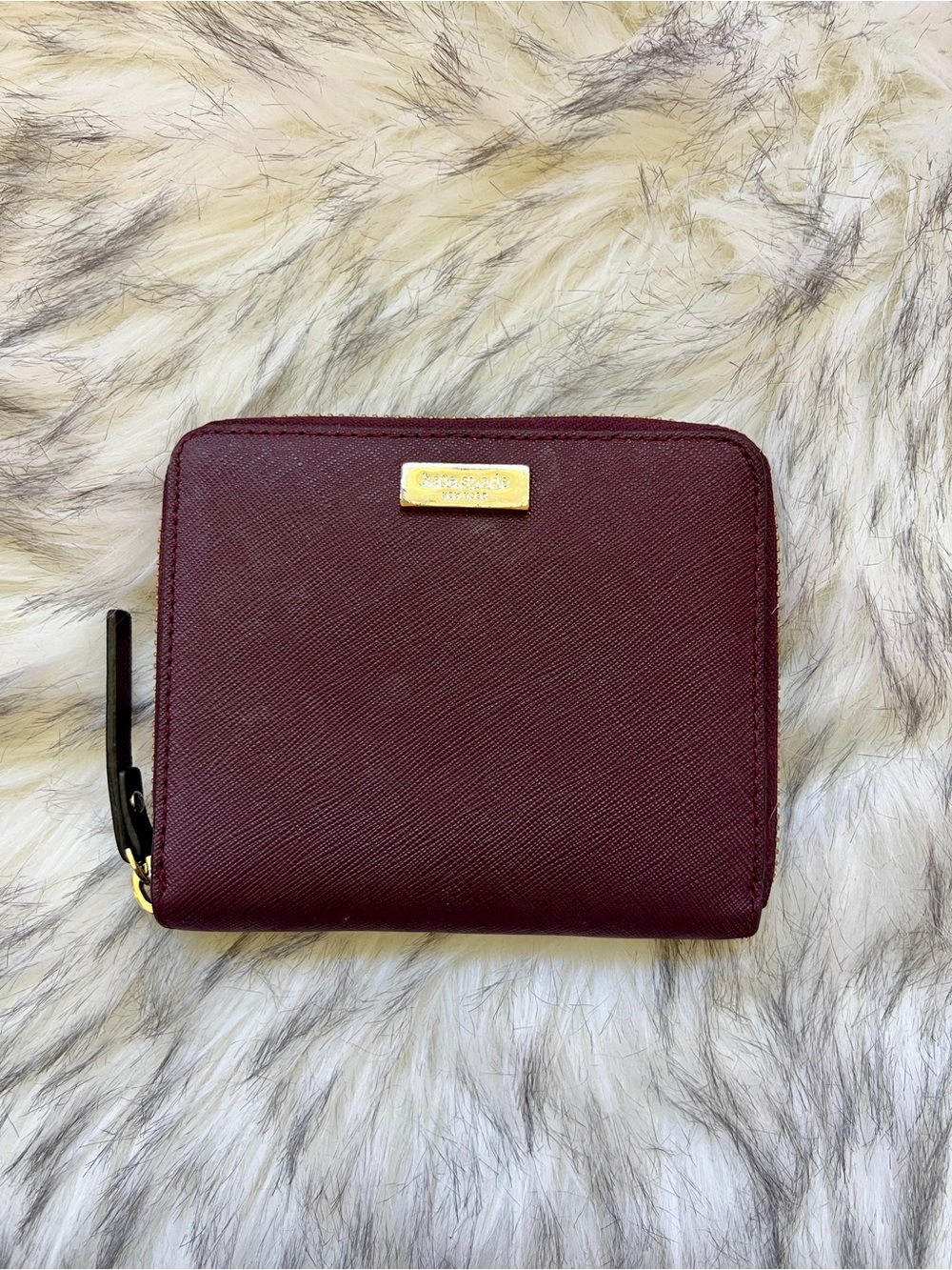 kate spade Small Zip Wallet in Burgundy with Gold Logo